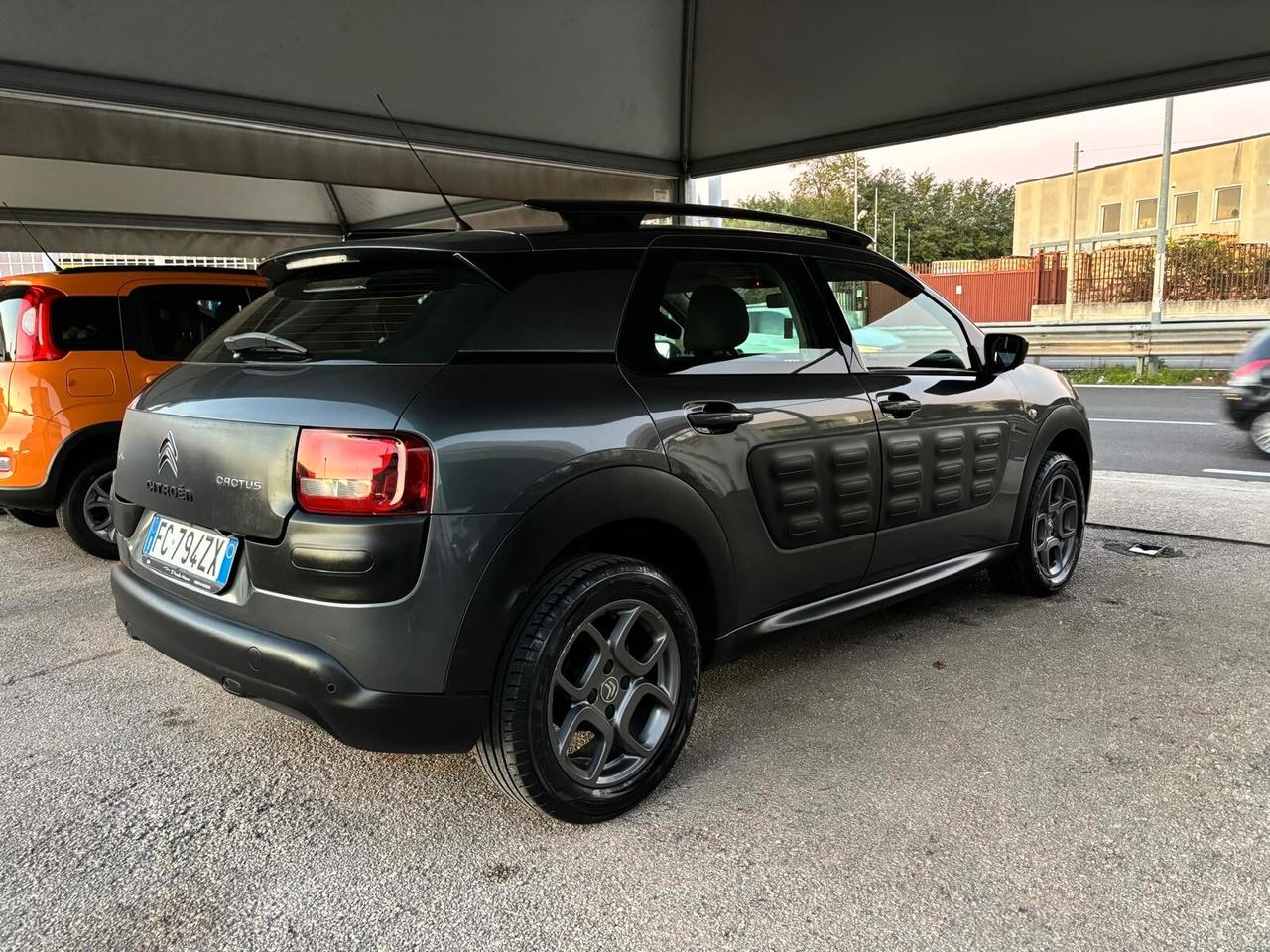 Citroen C4 Cactus BlueHDi 100 Shine