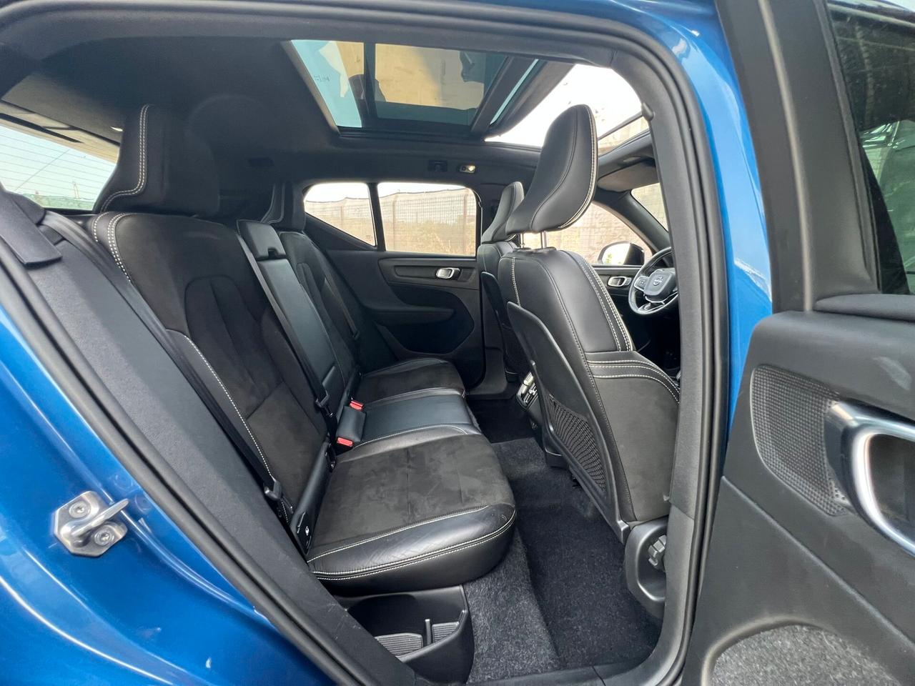 Volvo XC40 D3 R-design