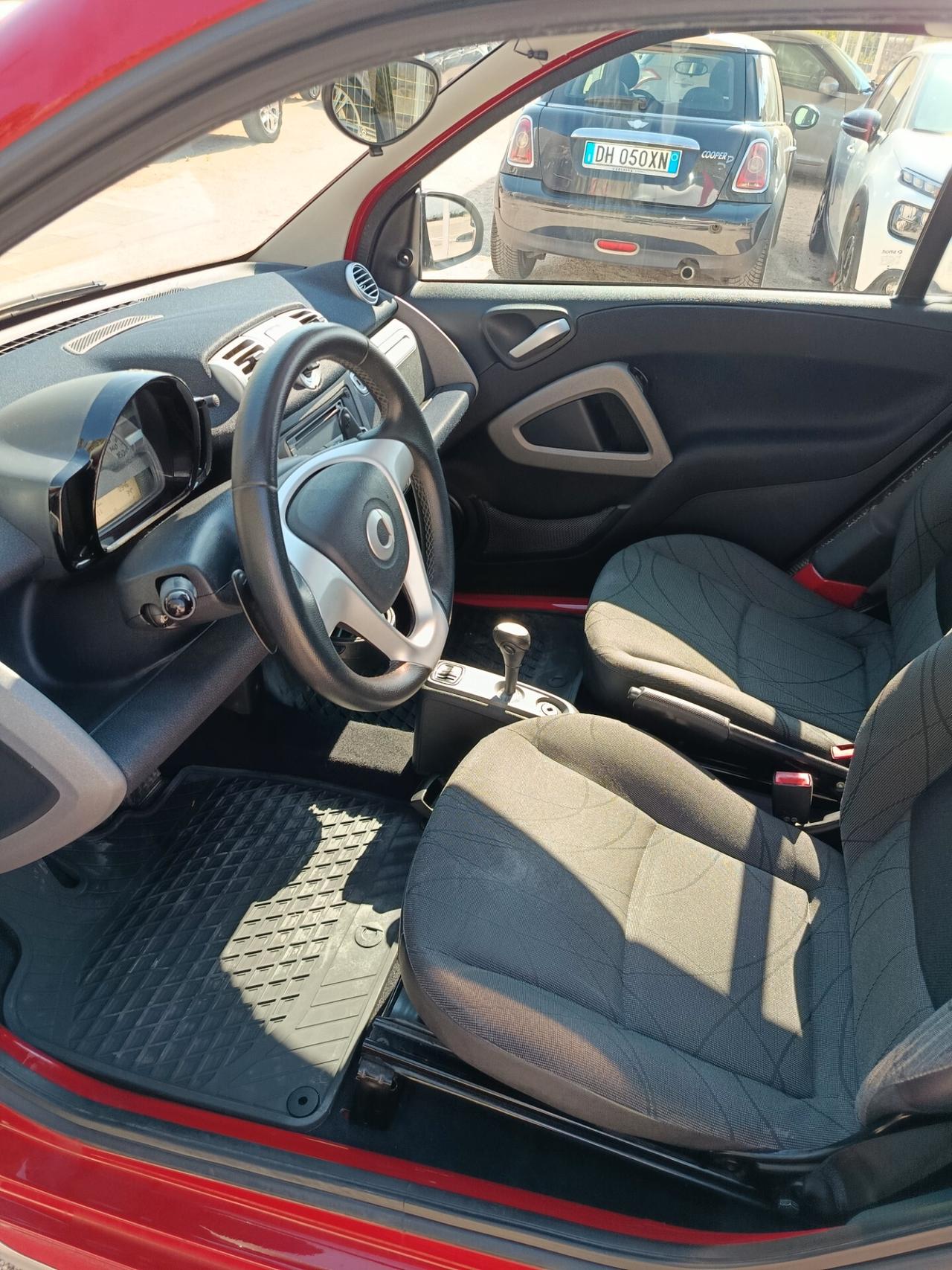 Smart ForTwo 1000 52 kW MHD coupé passion