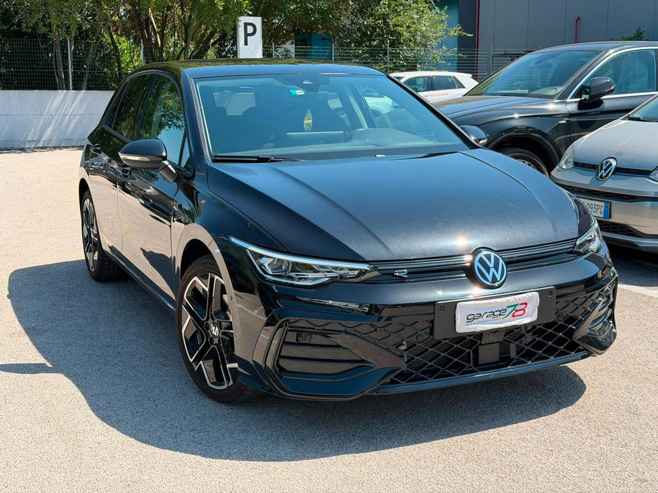Volkswagen Golf 1.5 TSI 150 CV ACT Life Pack R-Line