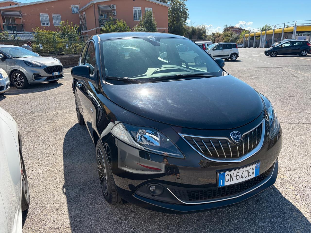 Lancia Ypsilon 1.0 FireFly 5 porte S&S Hybrid Gold