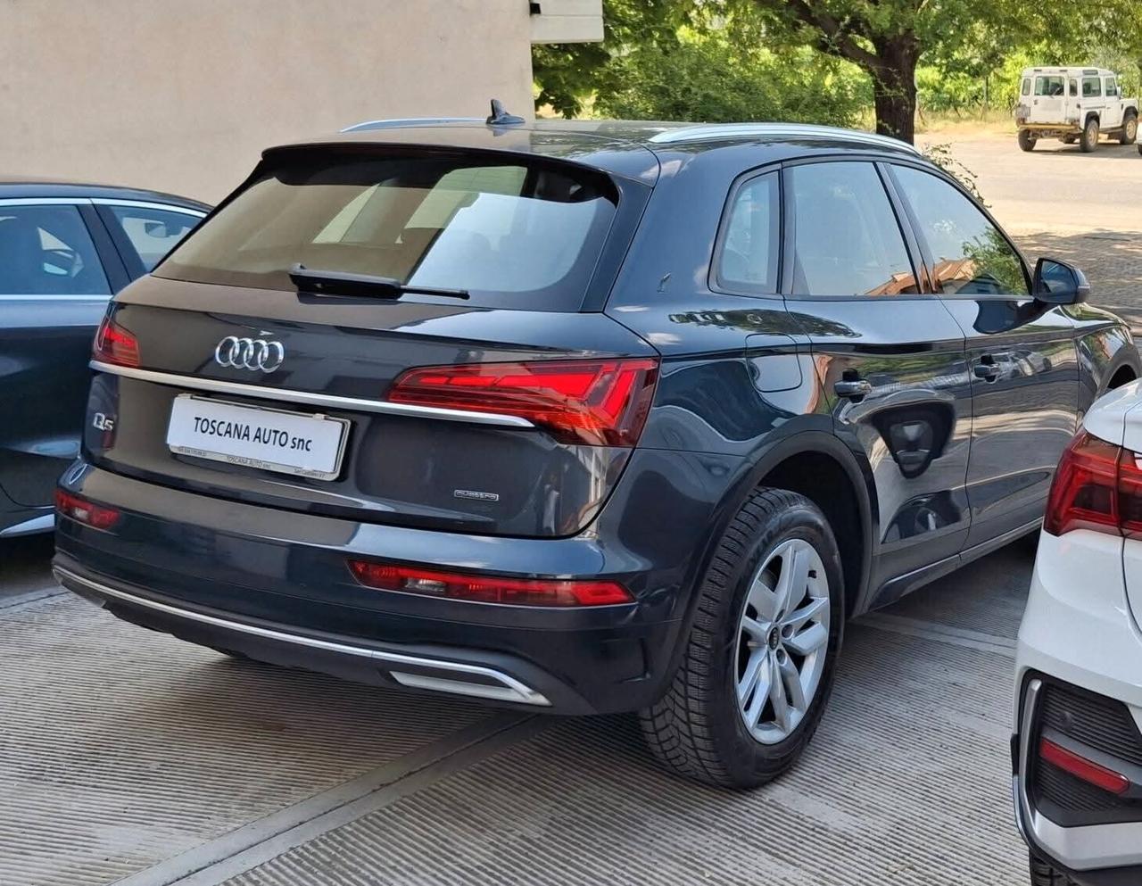Audi Q5 40 TDI 204 CV quattro S tronic pelle Fari full led