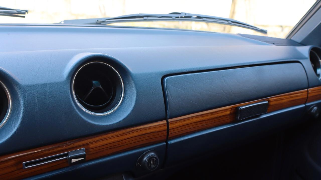 Mercedes-benz 200 Mercedes W123 48.000KM da Museo!!!