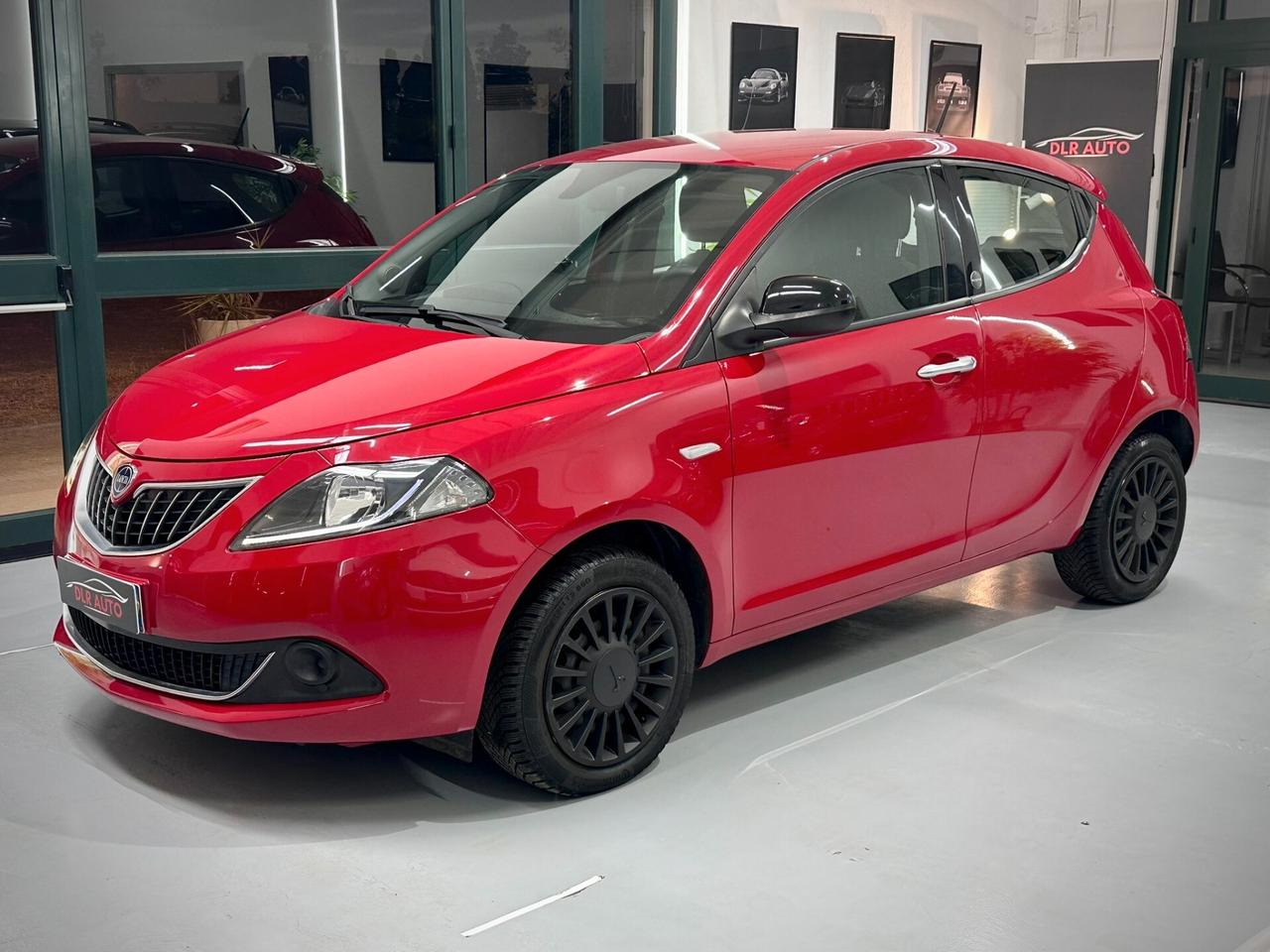 Ypsilon 1.0 FireFly Hybrid Ecochic Aziendale
