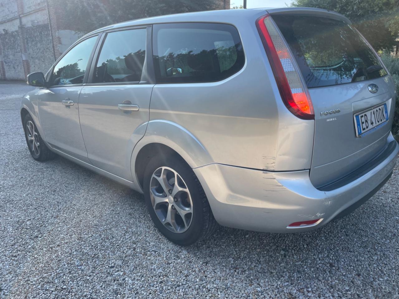 Ford Focus 1.6 TDCi titanum pronta al uso .€.2500