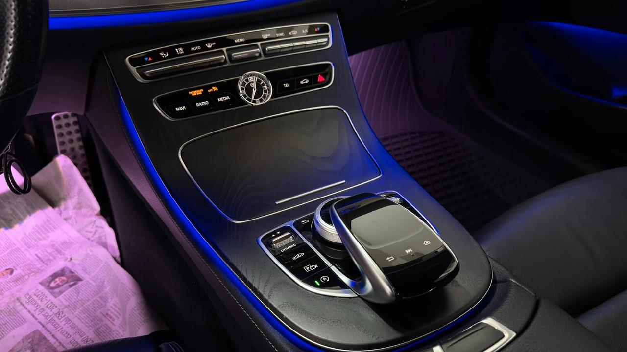 Mercedes-benz E 220 d Auto Premium Plus
