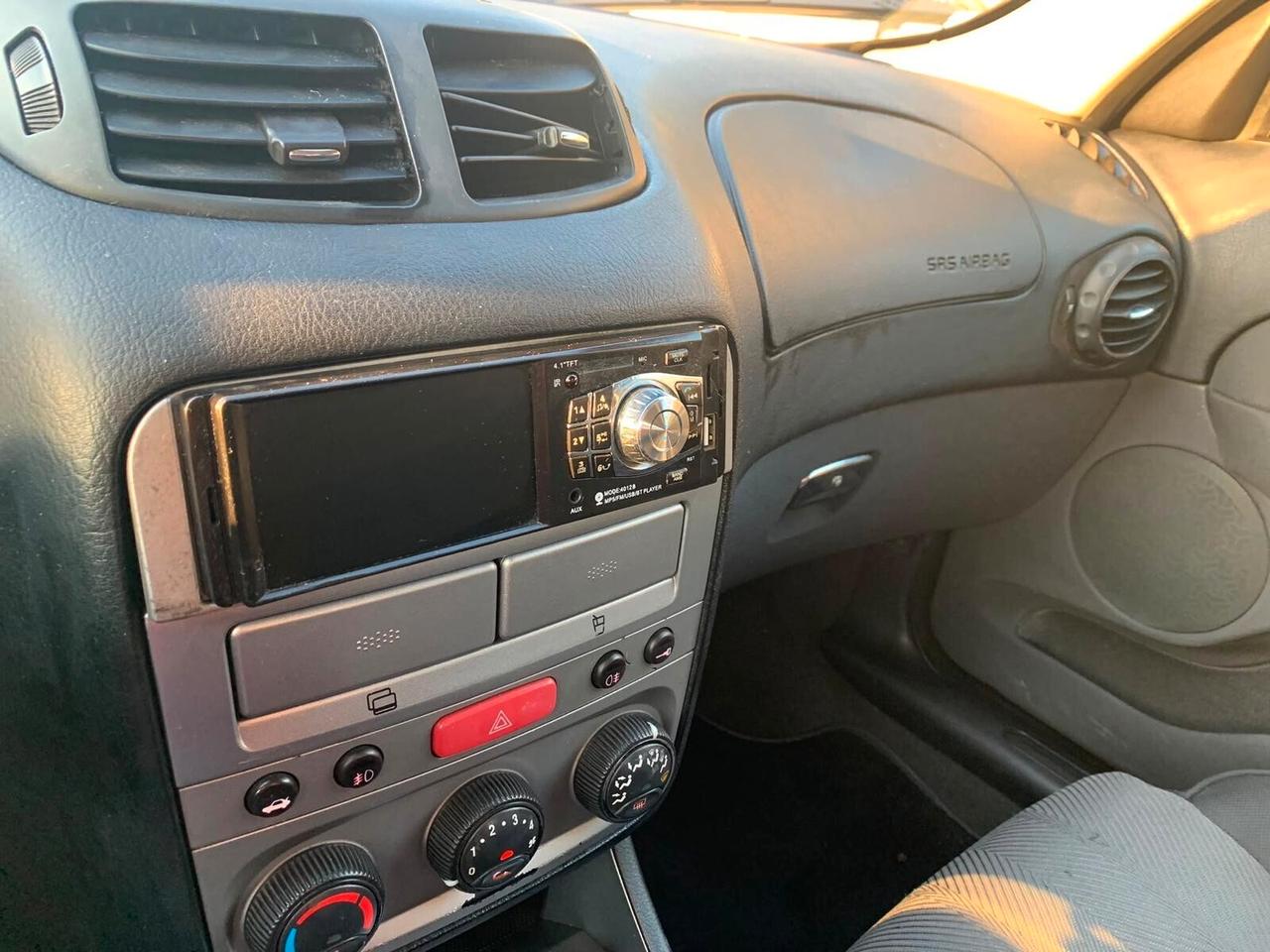 Alfa Romeo 147 1.9 JTD (120) 5 porte Progression