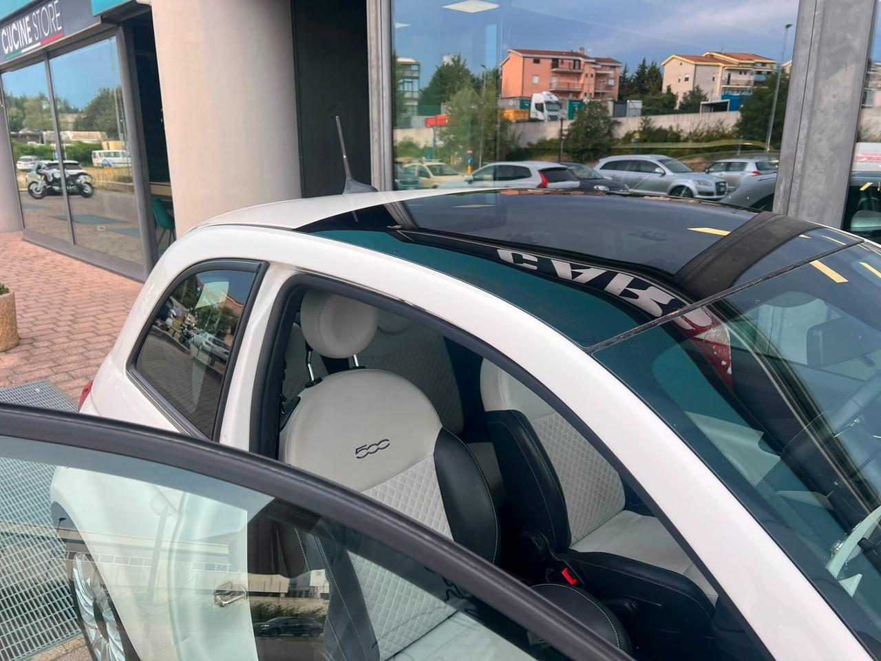 Fiat 500 1.0 Hybrid Dolcevita