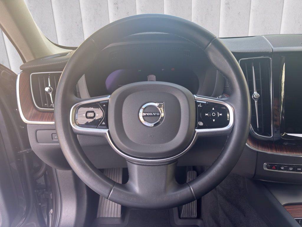 VOLVO XC60 2.0 b4 Ultimate Dark awd auto del 2023