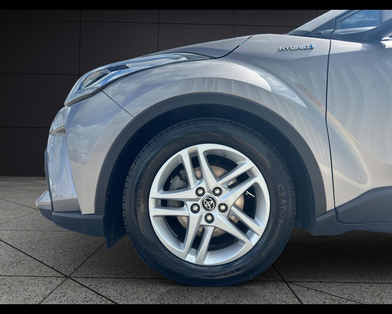 TOYOTA C-HR (2016-2023) - C-HR 1.8 Hybrid E-CVT Trend