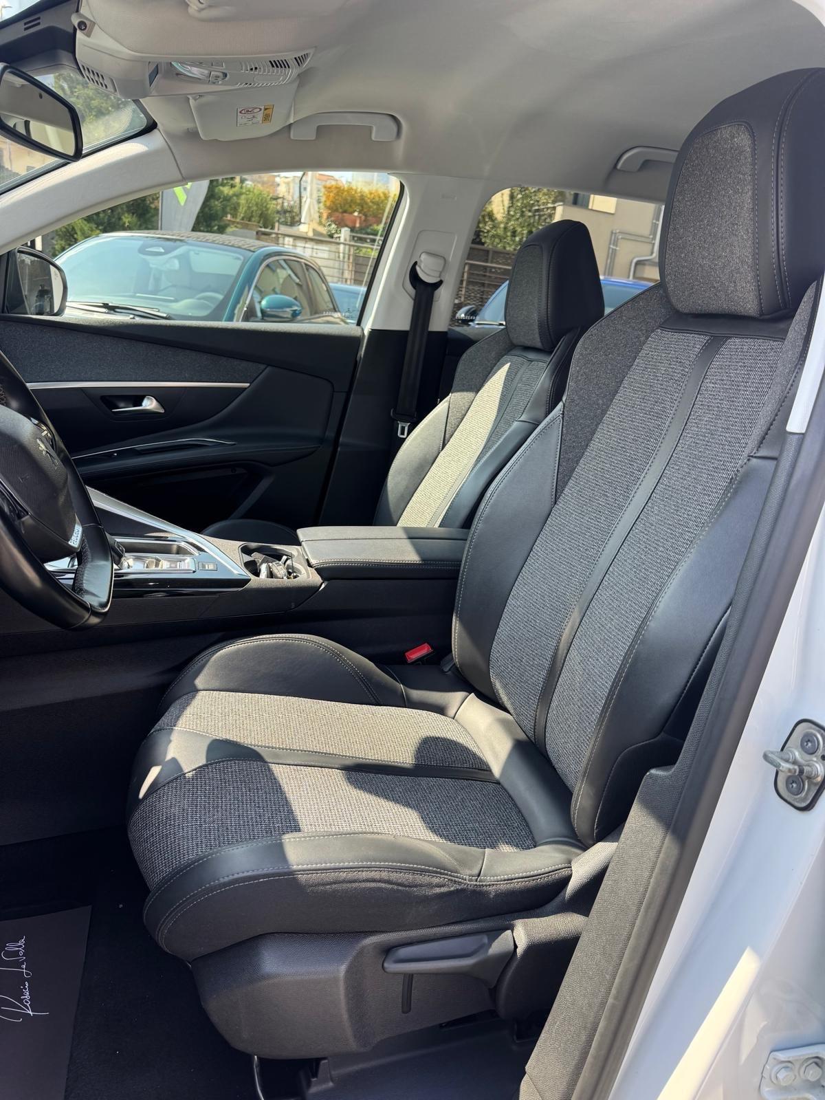 Peugeot 3008 BlueHDi 130 S&S Allure