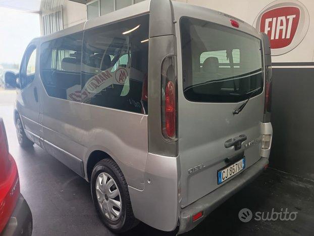 Opel Vivaro 27 2.5 CDTI/135CV PC-TN Combi