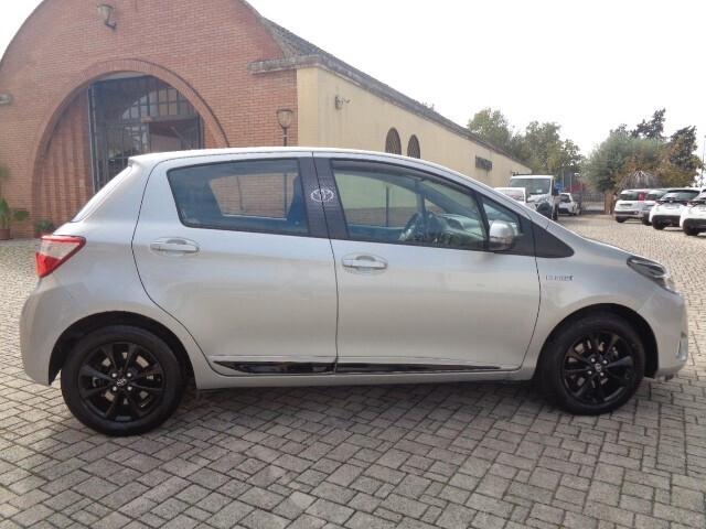 Toyota Yaris 1.5 Hybrid 5 porte Business