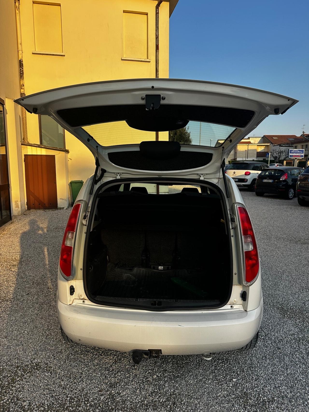 Skoda Roomster 1.2 TDI CR 75CV