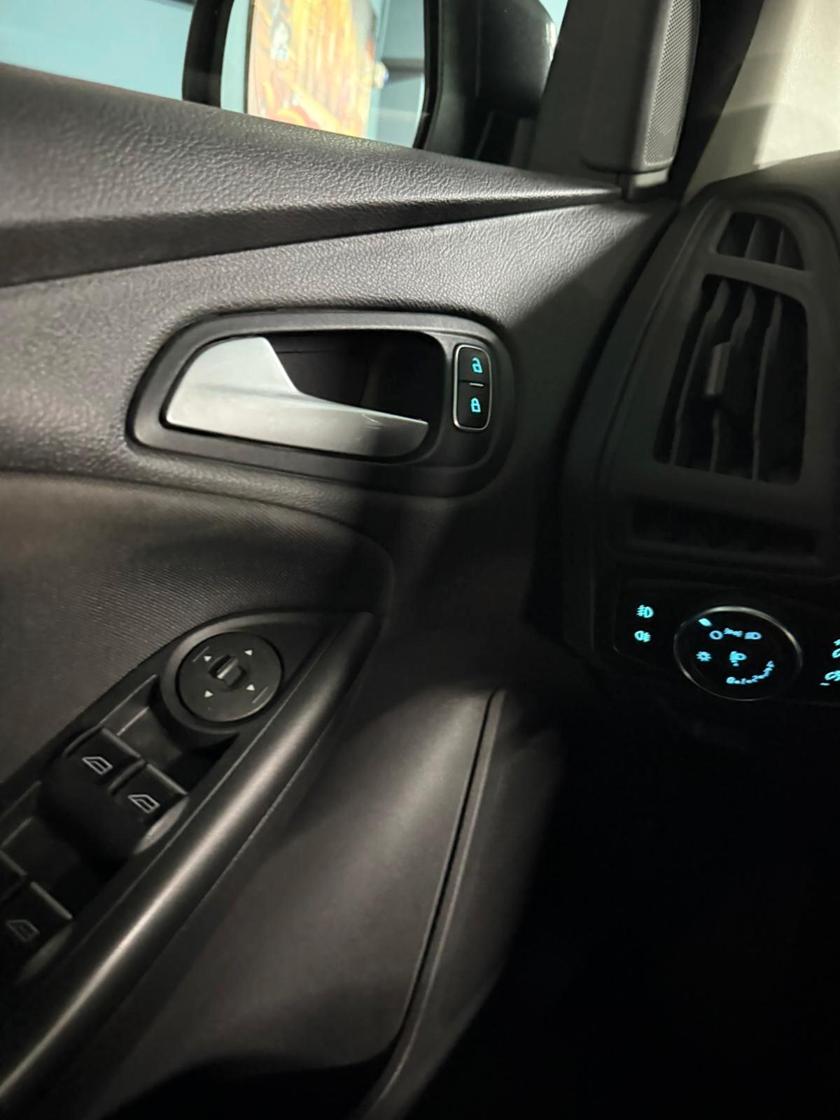 FOCUS BENZINA EURO6 101C V