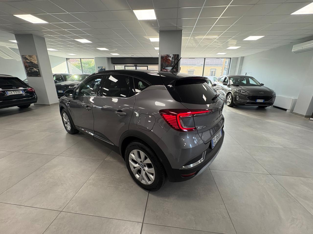 Renault Captur 1.6 gpl Hybrid 160CV 2021 km 76000