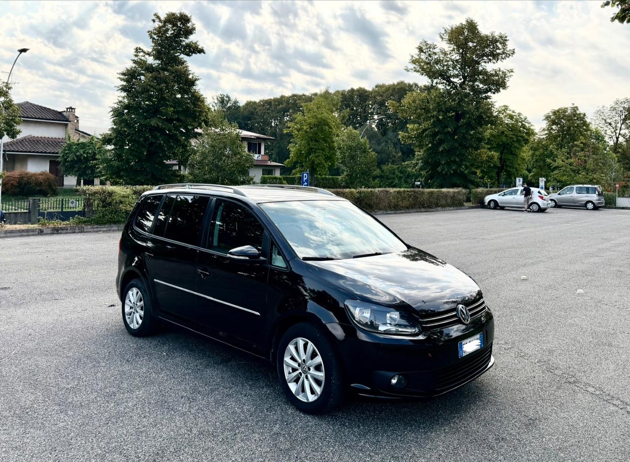 Volkswagen Touran 2.0 TDI 140 CV DSG Highline