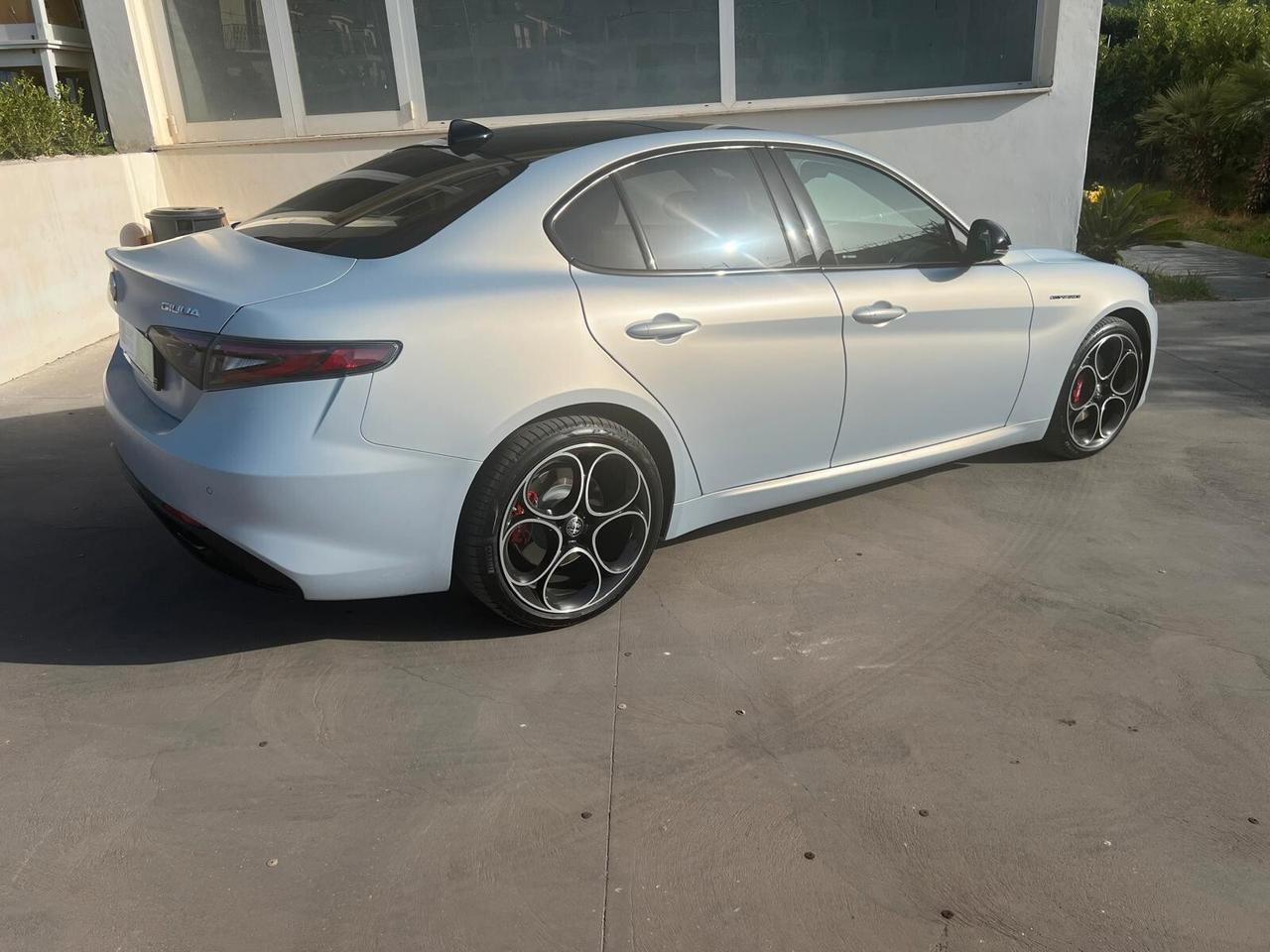 Alfa Romeo Giulia 2.2 TurboDiesel 210 CV AT8 AWD Q4 Competizione