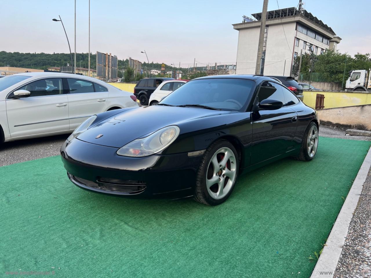 PORSCHE 911 Carrera Coupé - 1999