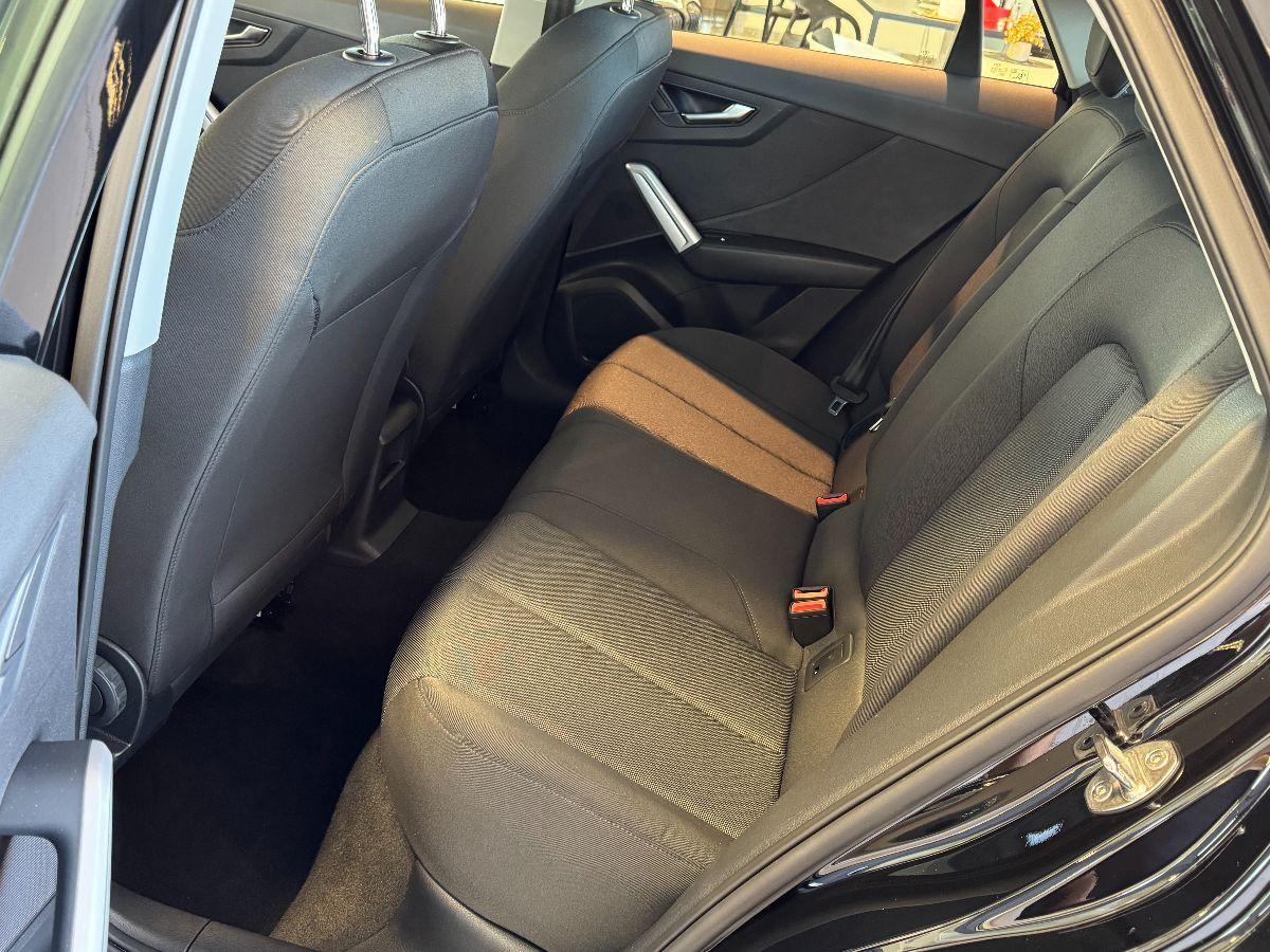 AUDI Q2 1.6 TDI Edition Fari Led Dinamici
