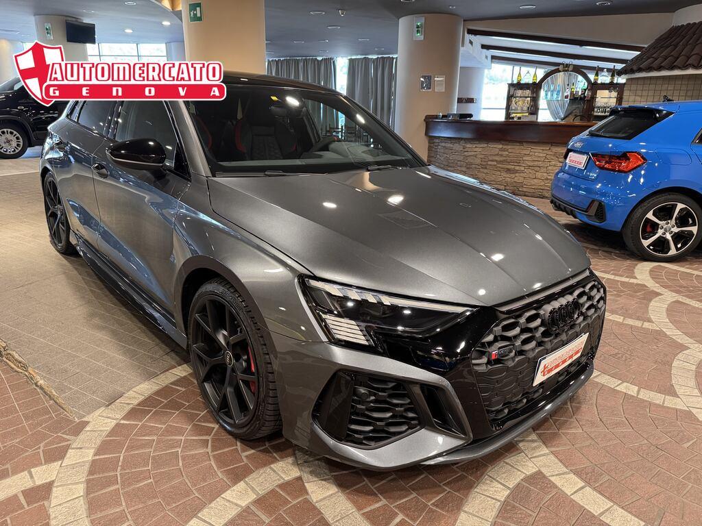 Audi RS3 2.0 TFSI quattro S tronic