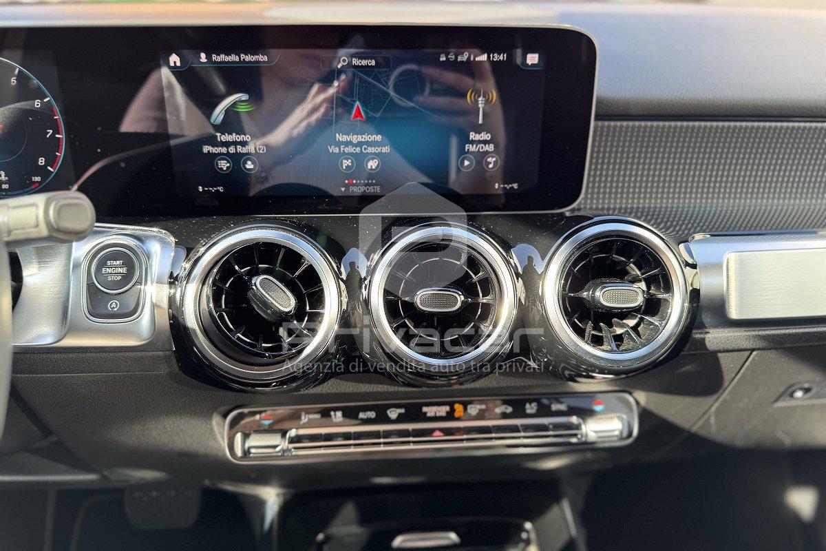 MERCEDES GLB 200 Automatic Sport Plus