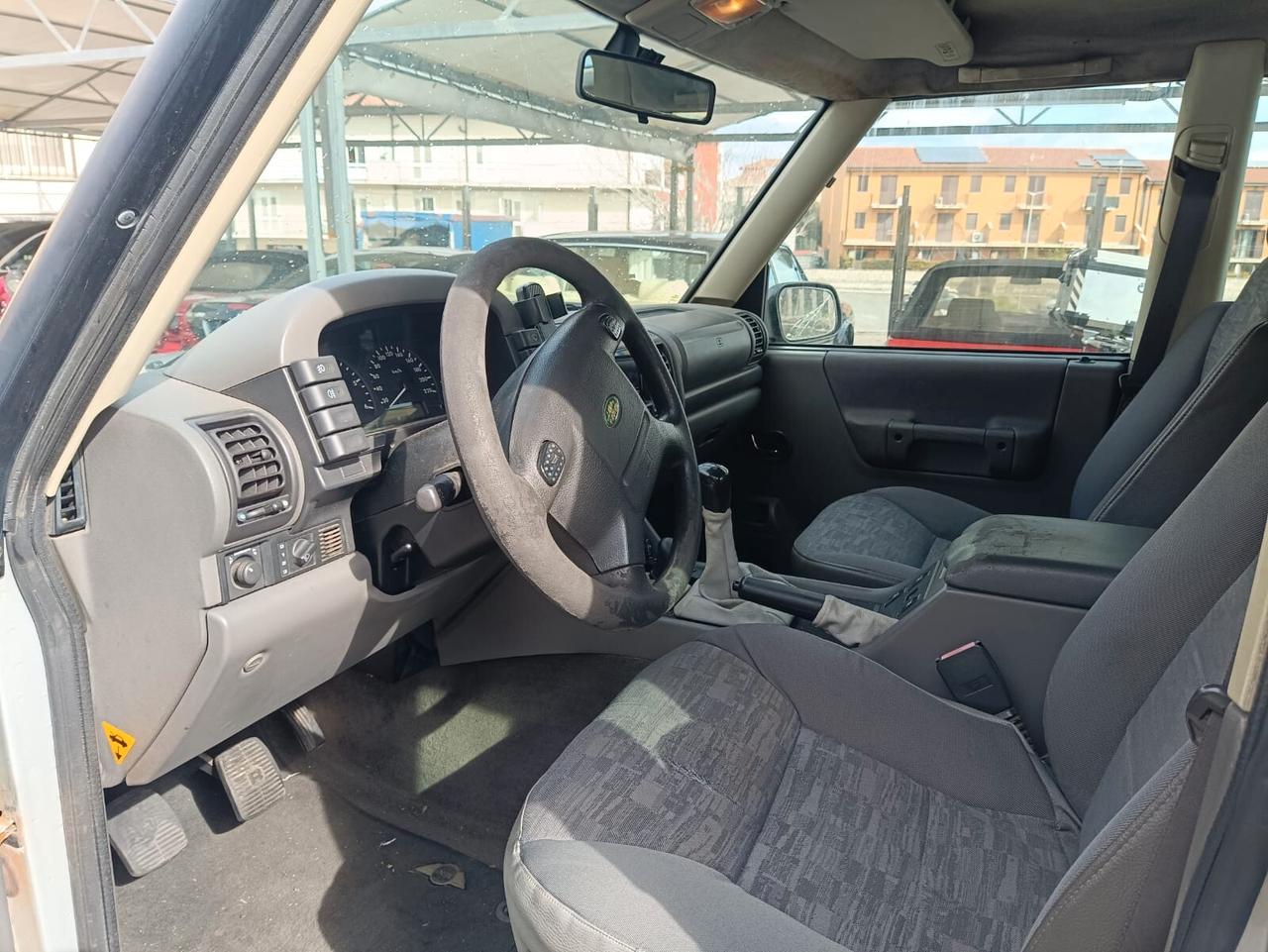 Land Rover Discovery 2.5 Td5 5 porte Luxury