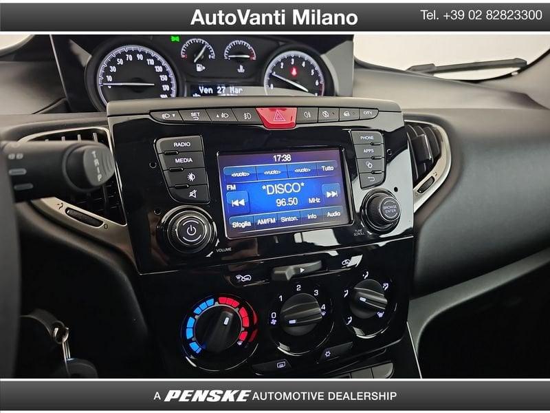 Lancia Ypsilon 1.2 69cv Platinum