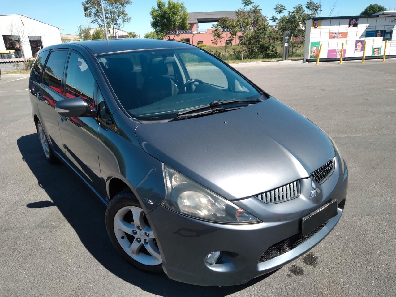 Mitsubishi Grandis 2.0 tdi 140cv 7 posti motore WOLKSWAGEN