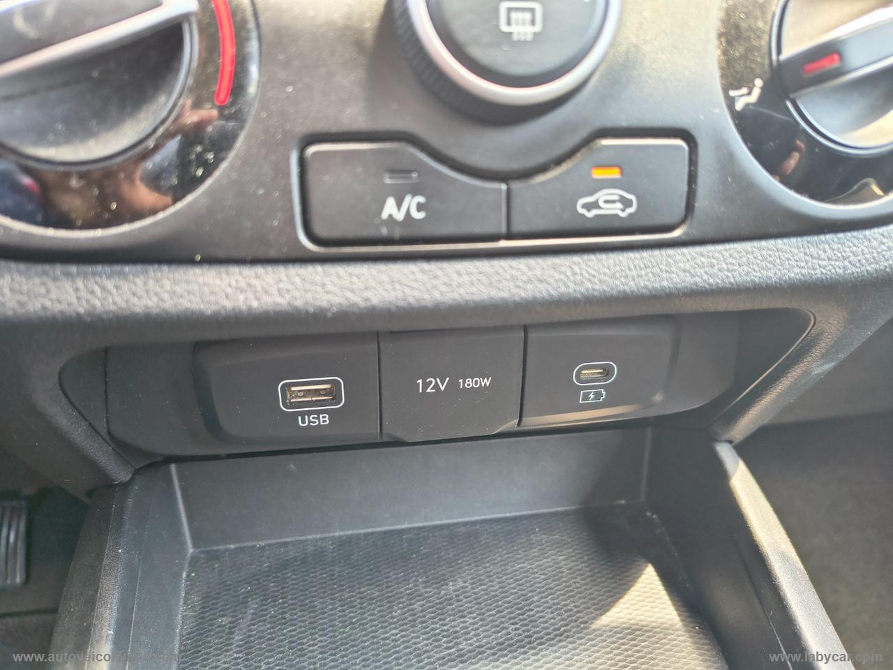 HYUNDAI i10 1.0 MPI Connectline