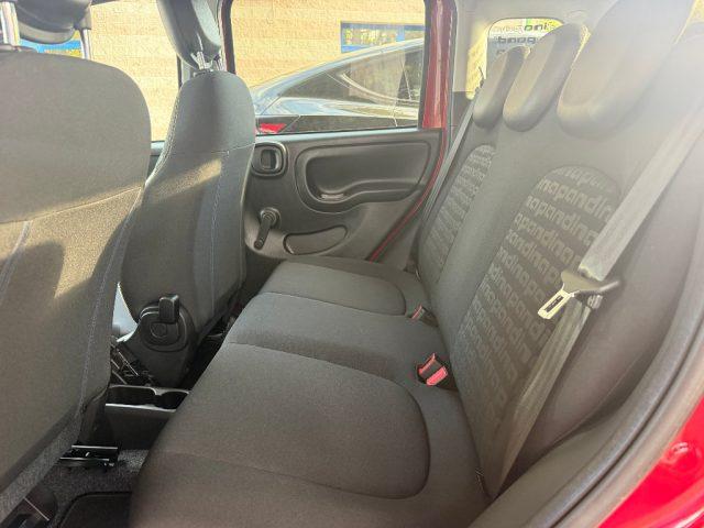 FIAT Pandina 1.0 70CV HYBRID SENSORI PARCH. NAVIGATORE