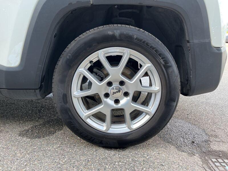 Jeep Renegade 2019 1.5 turbo t4 mhev Limited 2wd 130cv dct