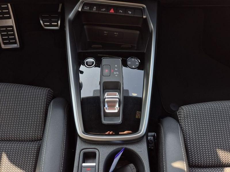 Audi A3 Sportback 45 1.4 tfsi e S line edition s-tronic