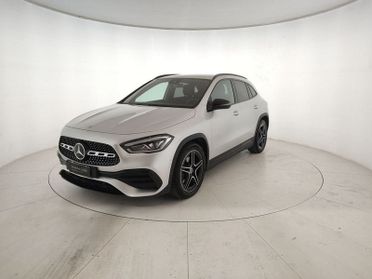 Mercedes-Benz GLA 220 d Premium 4matic auto