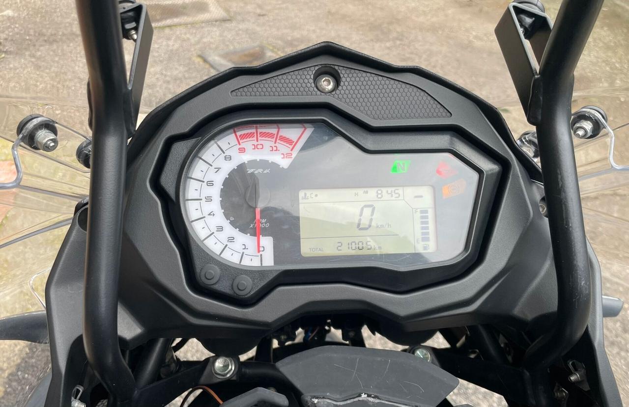 MOTO BENELLI 502X Adventure-tourer 2023