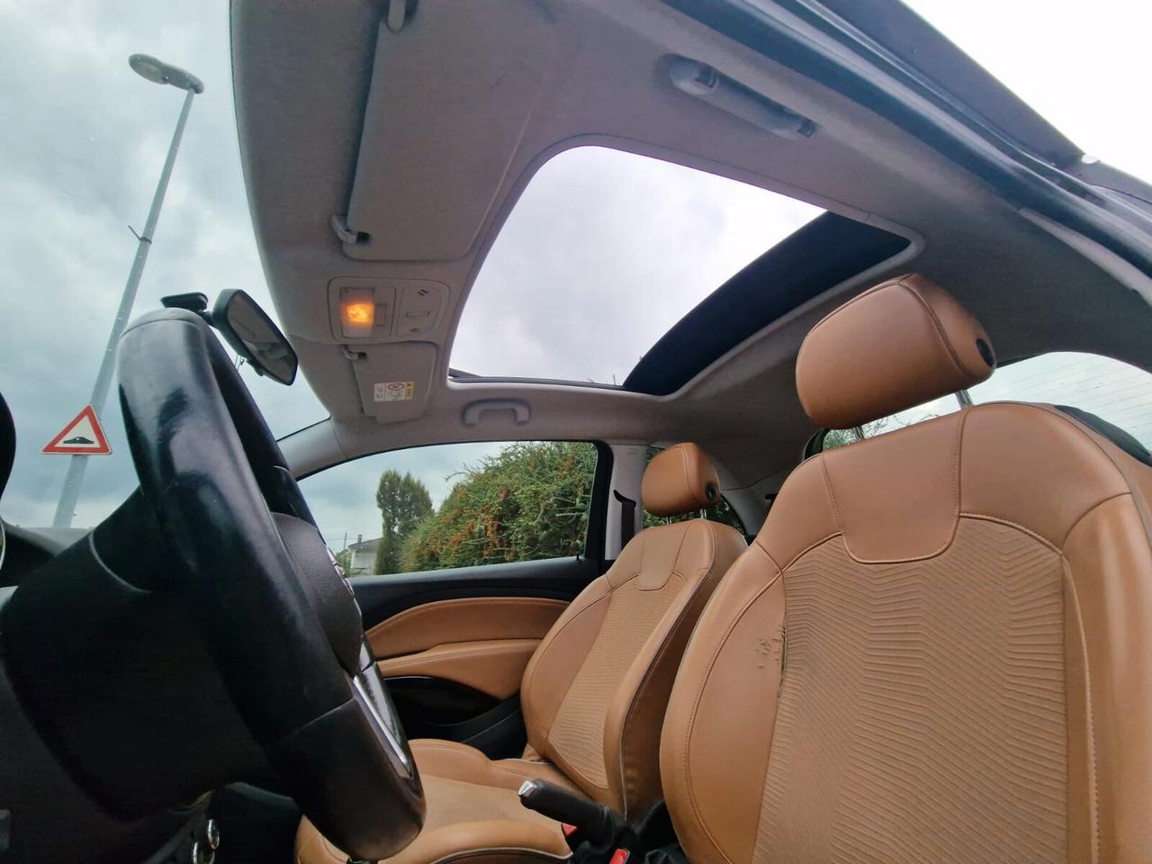 Opel Adam Rocks 1.2 70 CV Air