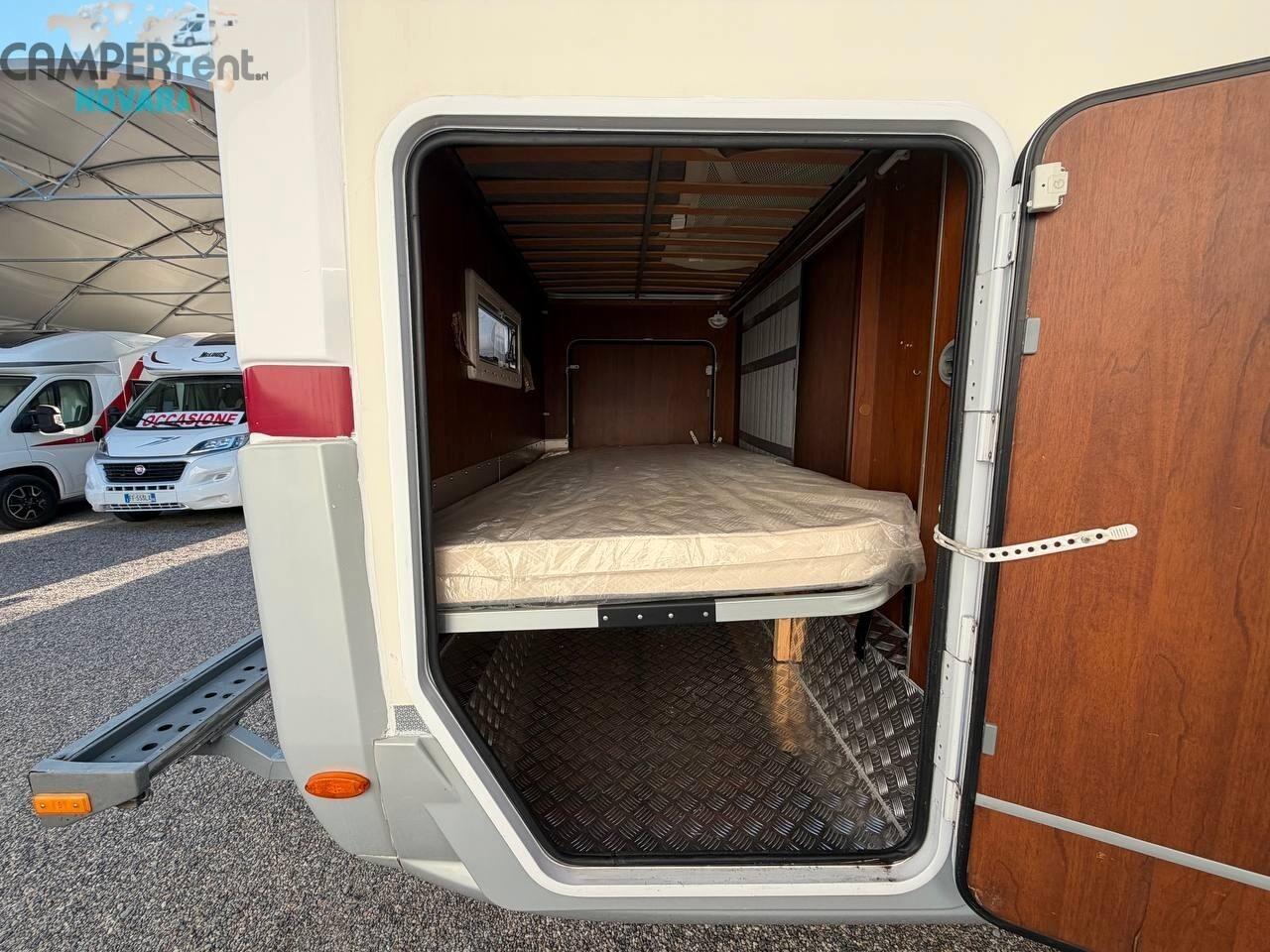 Elnagh PRINCE 47 - MANSARDATO LETTI MAXI IN CODA