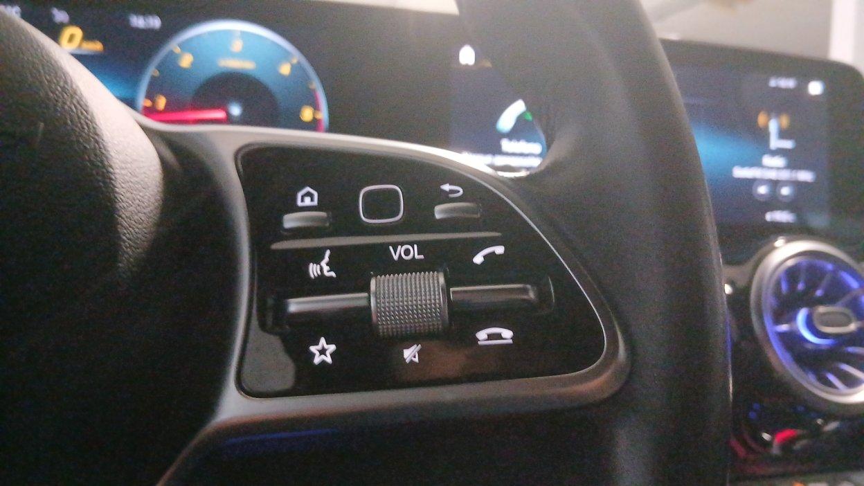 Mercedes-Benz GLA (H247) - GLA 180 d Automatic Sport Plus