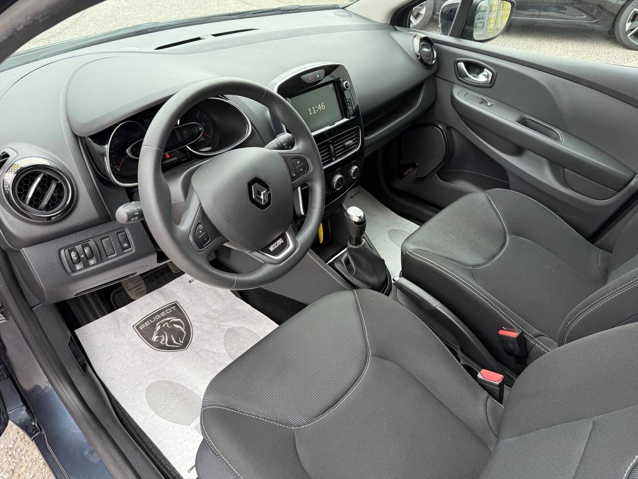 Renault Clio TCe 12V 75 CV 5 porte Moschino Life