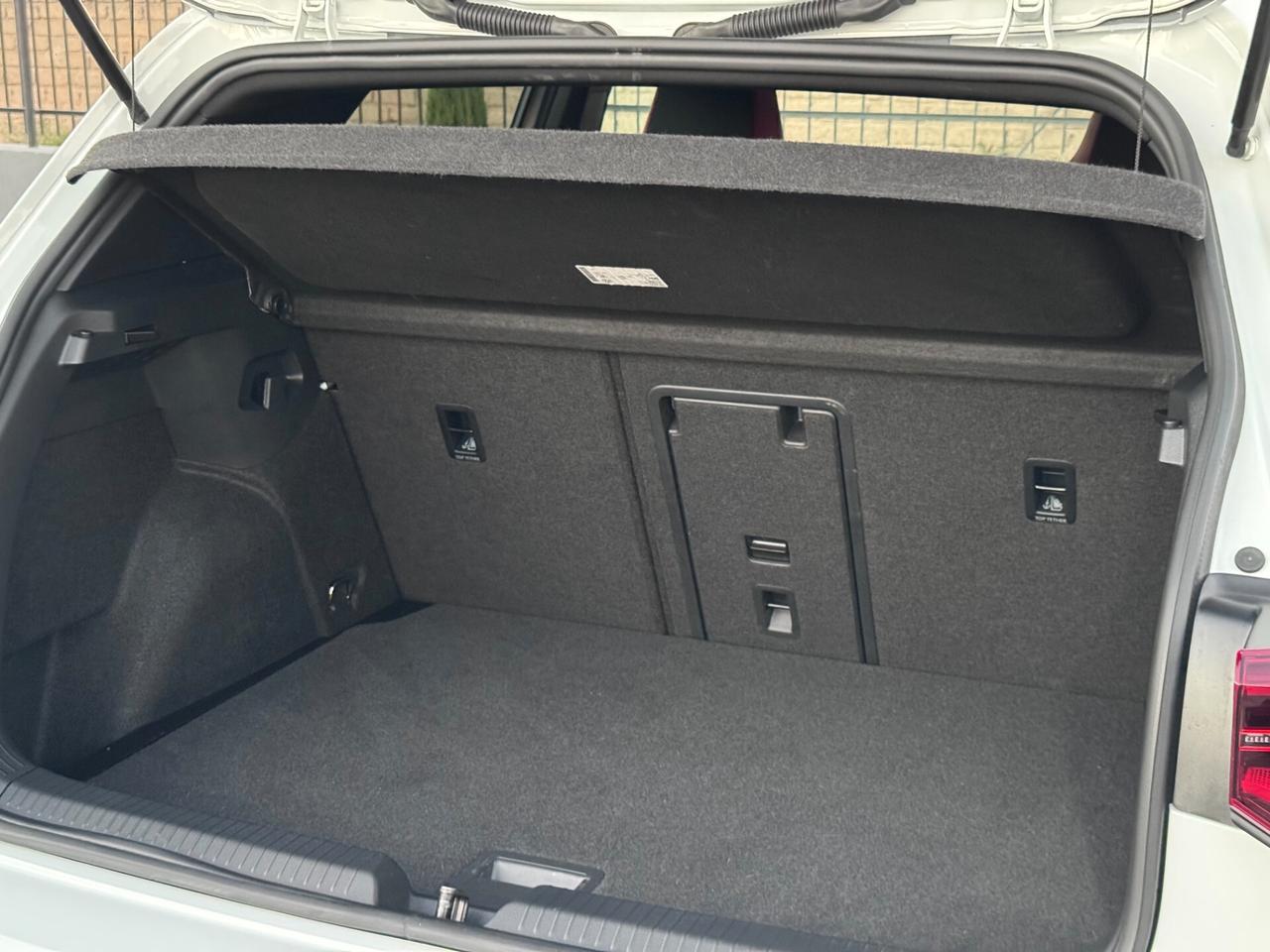 Volkswagen Golf 2.0 TSI GTI - TETTO APRIBILE - CAMERA - PRONTA CONSEGNA - TAGL. UFFICIALI - iQLIGHT