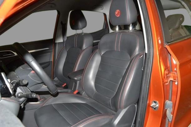 MG ZS - 1.5L 5MT LUXURY