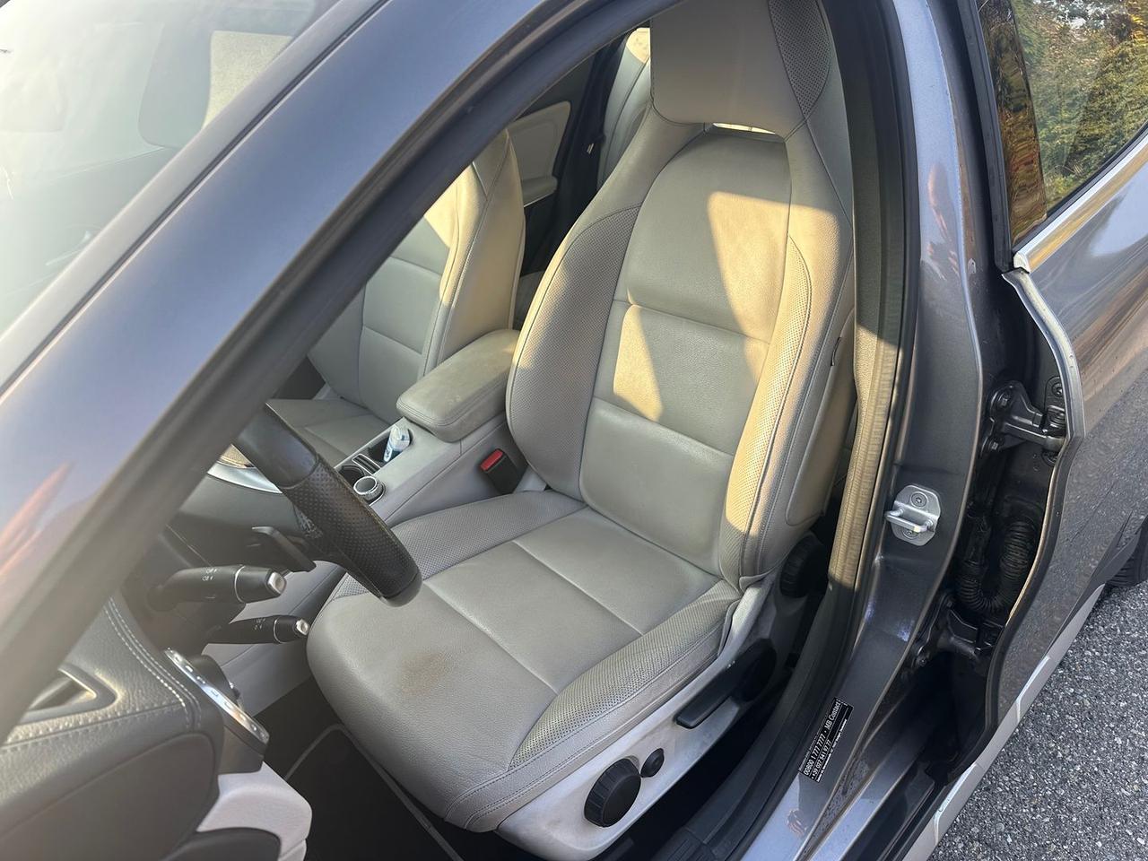 Mercedes-Benz GLA 220 Premium GLA 220 CDI #7759