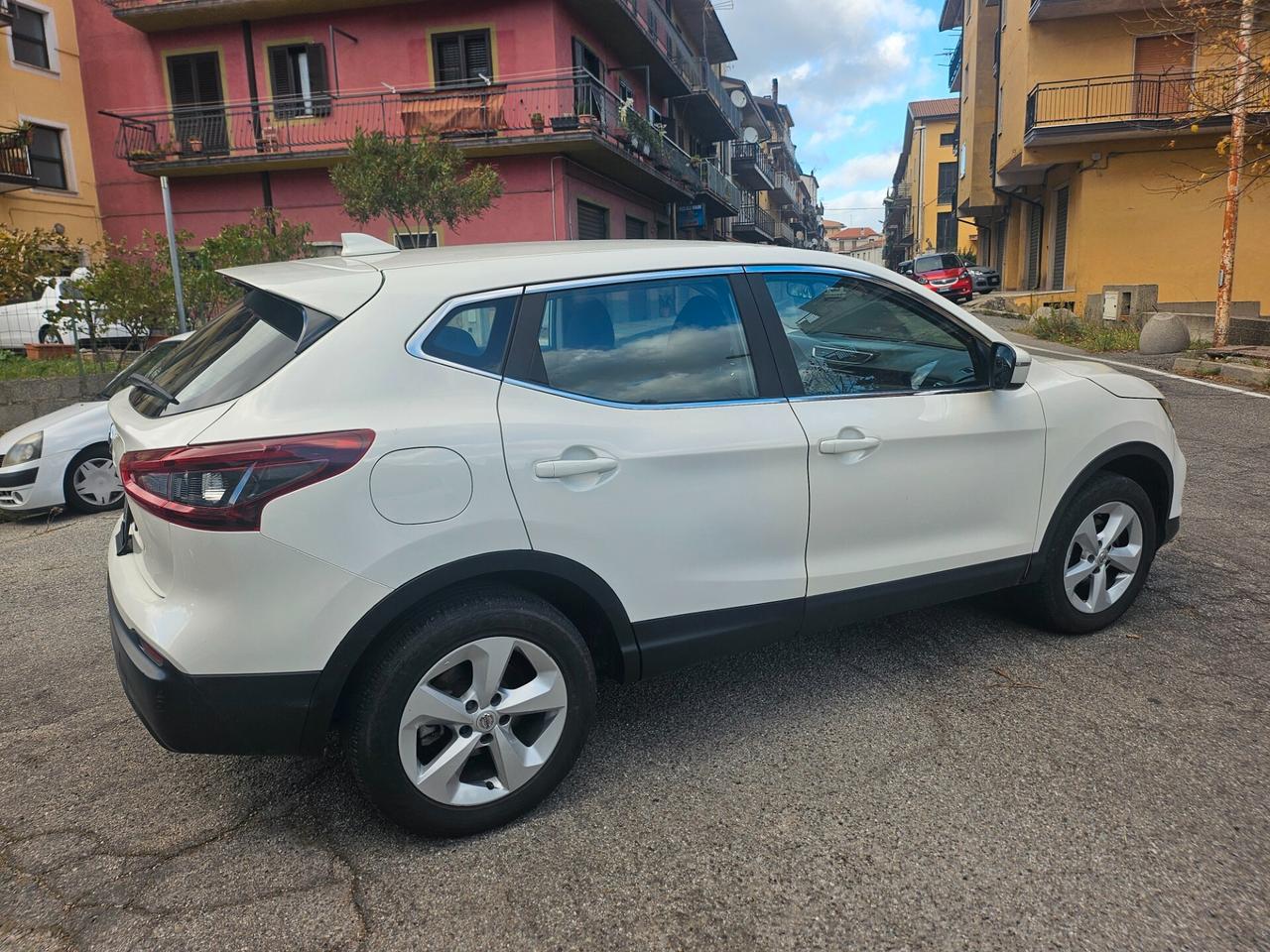 Nissan Qashqai 1.5 dCi 115 CV Business 2020