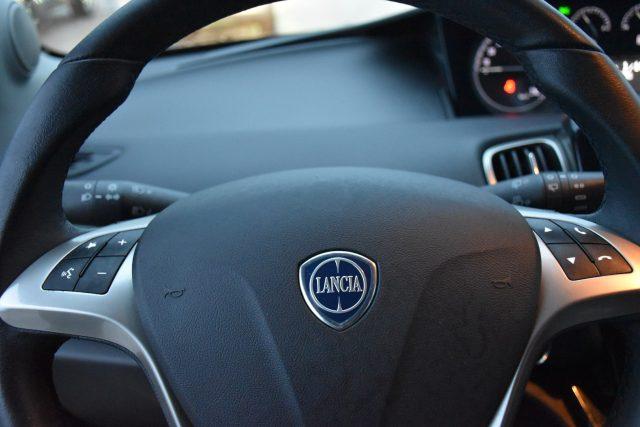 LANCIA Ypsilon 1.0 FireFly 5 porte S&S Hybrid Gold