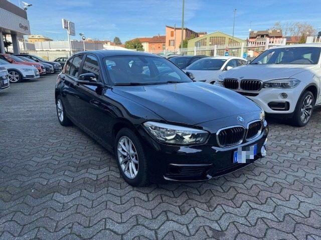 BMW 114 d 5p. Business