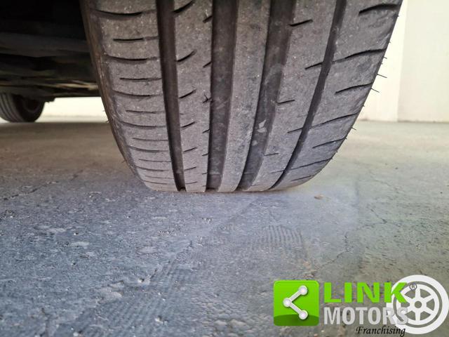 VOLKSWAGEN T-Roc 1.0 TSI Sport GARANZIA INCLUSA NEOPATENTATO