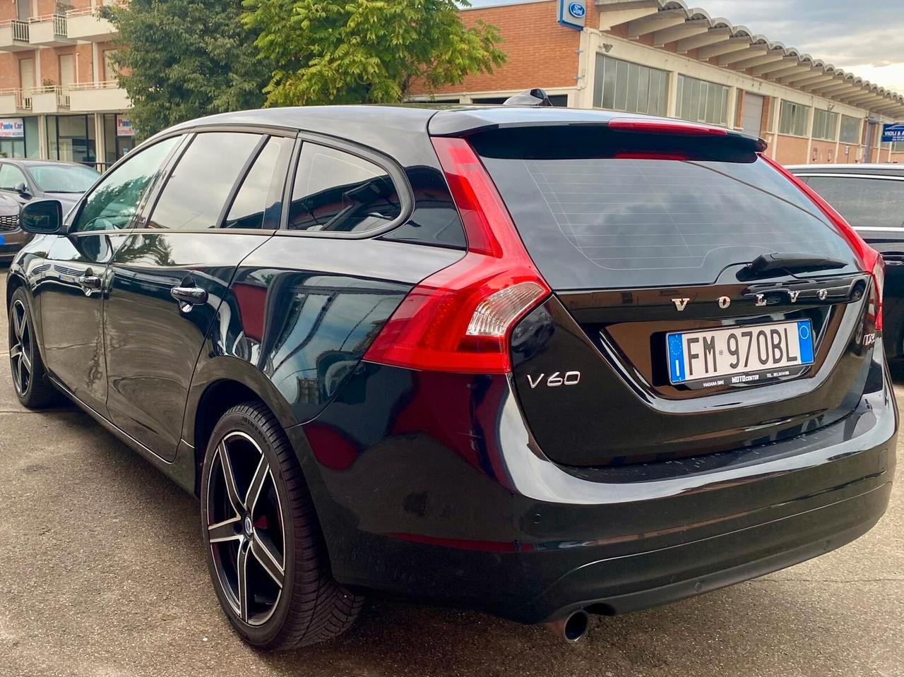 Volvo V60 D3 Geartronic Summum