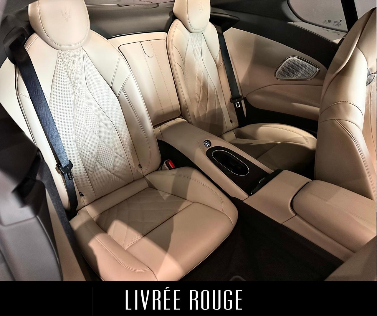 Maserati GranTurismo V6 490 CV AWD Modena