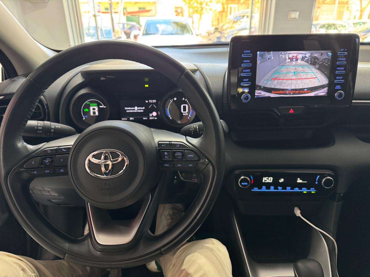 Toyota Yaris 1.5 Hybrid Trend Aziendale