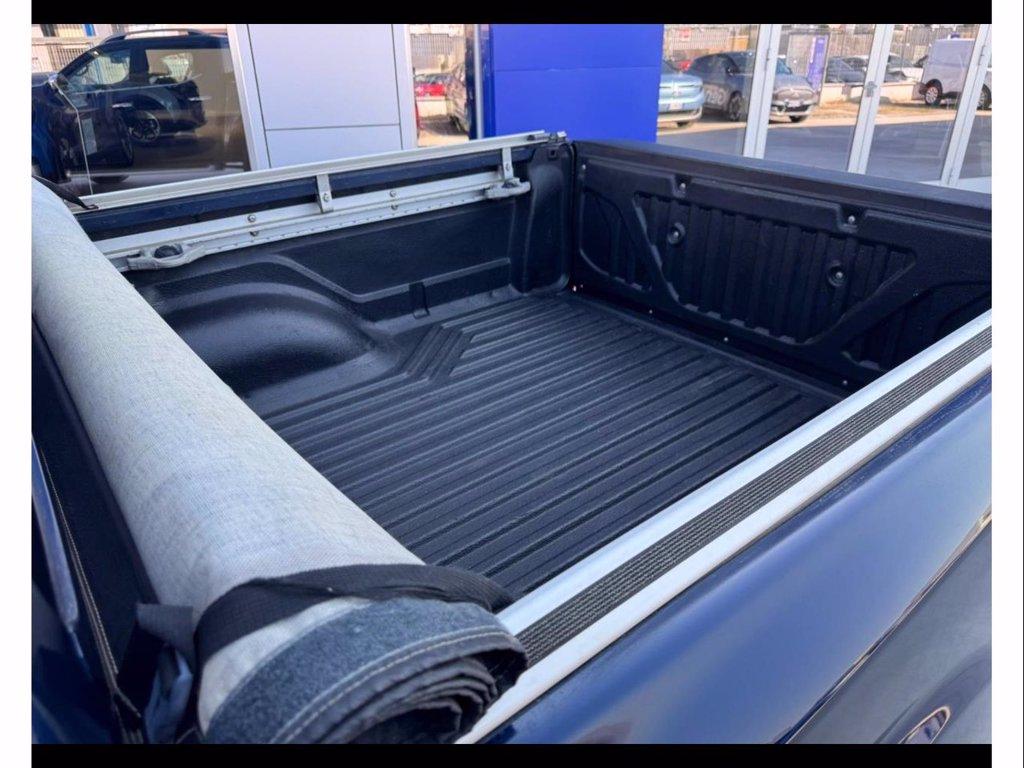 NISSAN Navara 2.3 dci d.cab n-connecta 4wd 190cv auto e6 del 2017